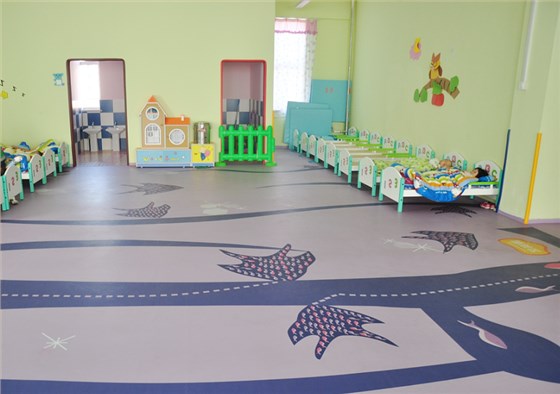 幼兒園塑膠地板