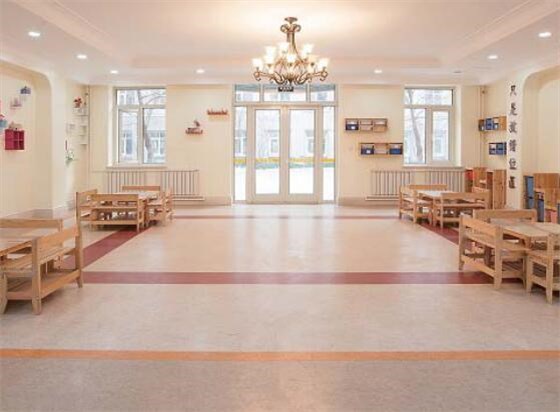 幼兒園塑膠地板