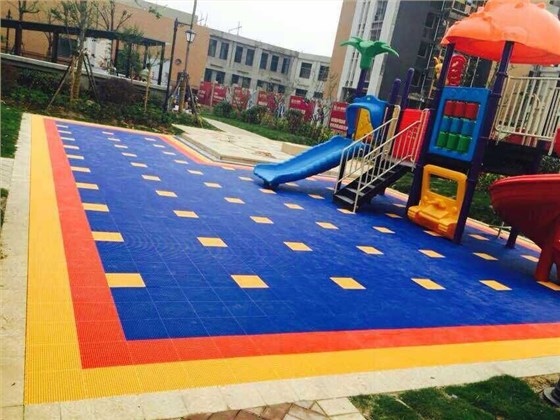 幼兒園懸浮拼裝地板