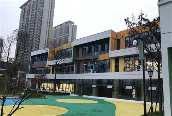幼兒園地板