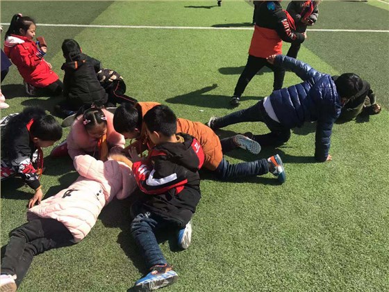 幼兒園懸浮拼裝地板
