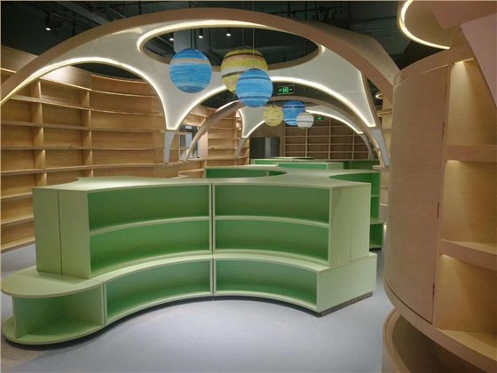 書店地板