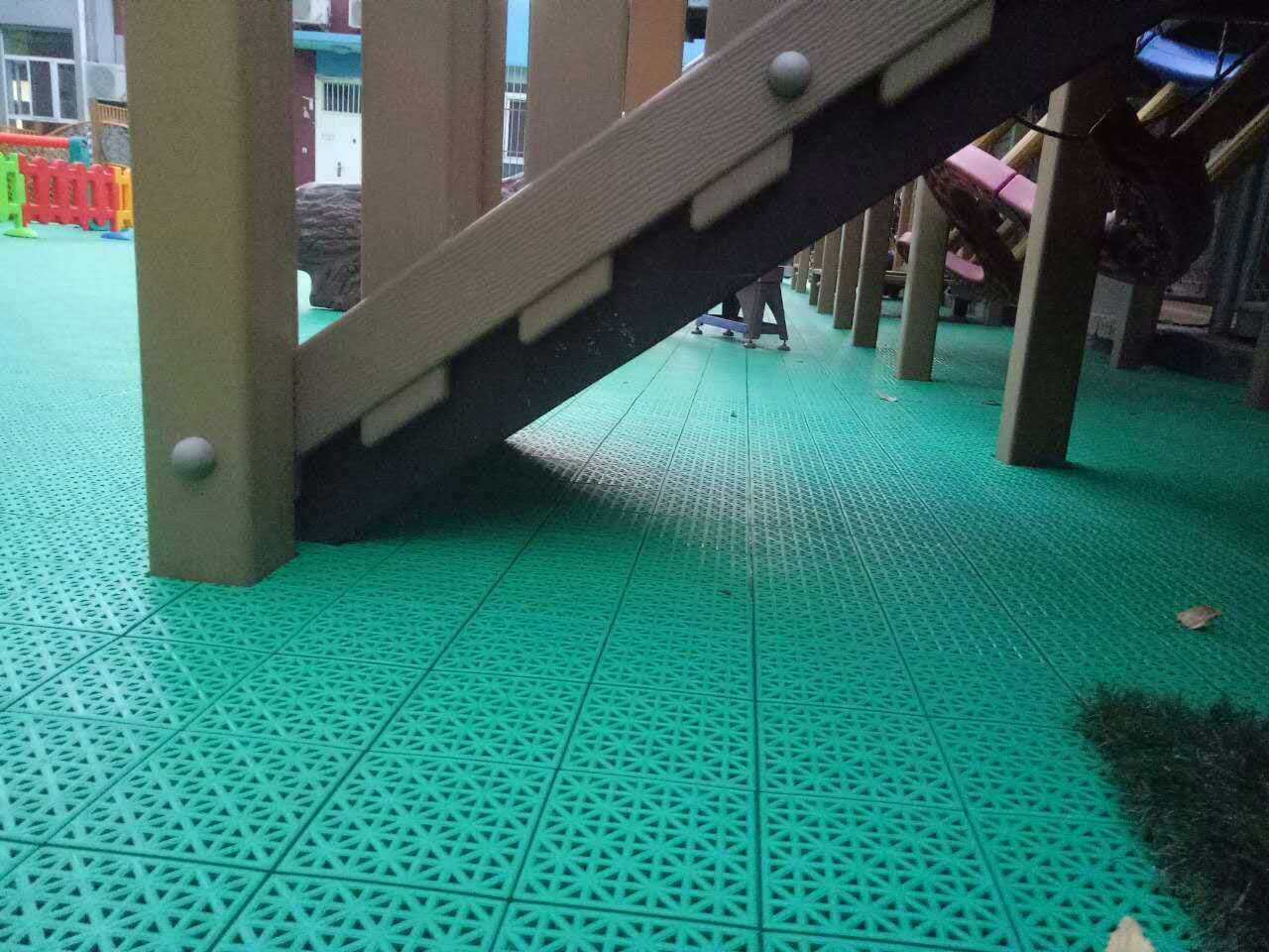 星潤懸浮拼裝地板 星潤懸浮拼裝地板