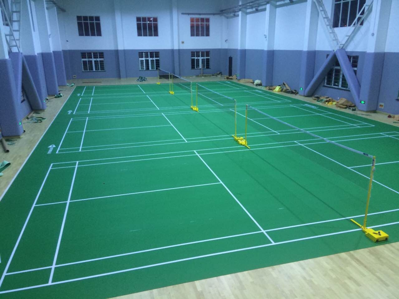 羽毛球場運動地板價格