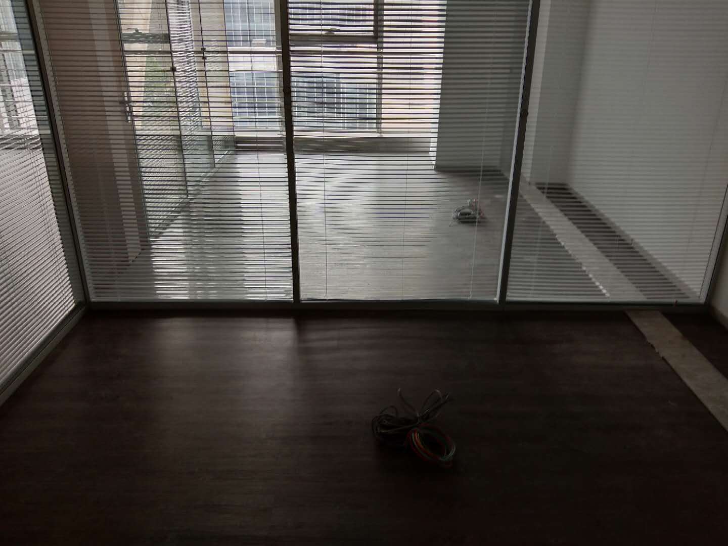 辦公室彈性地板