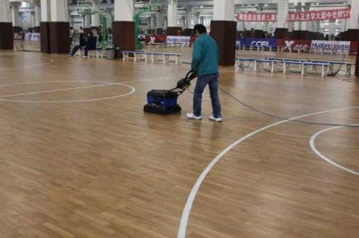 籃球場運動木地板保養