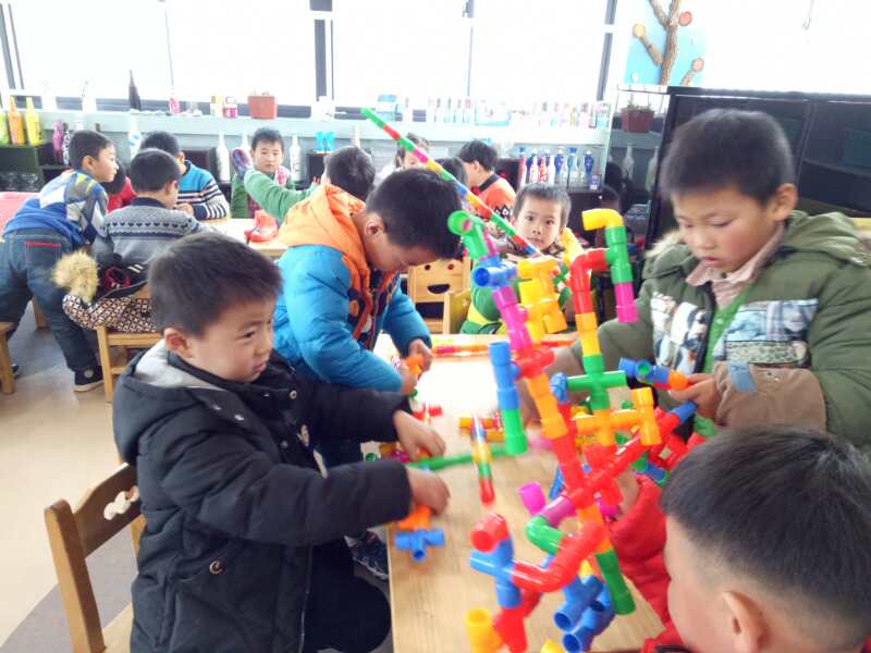 幼兒園塑膠地板