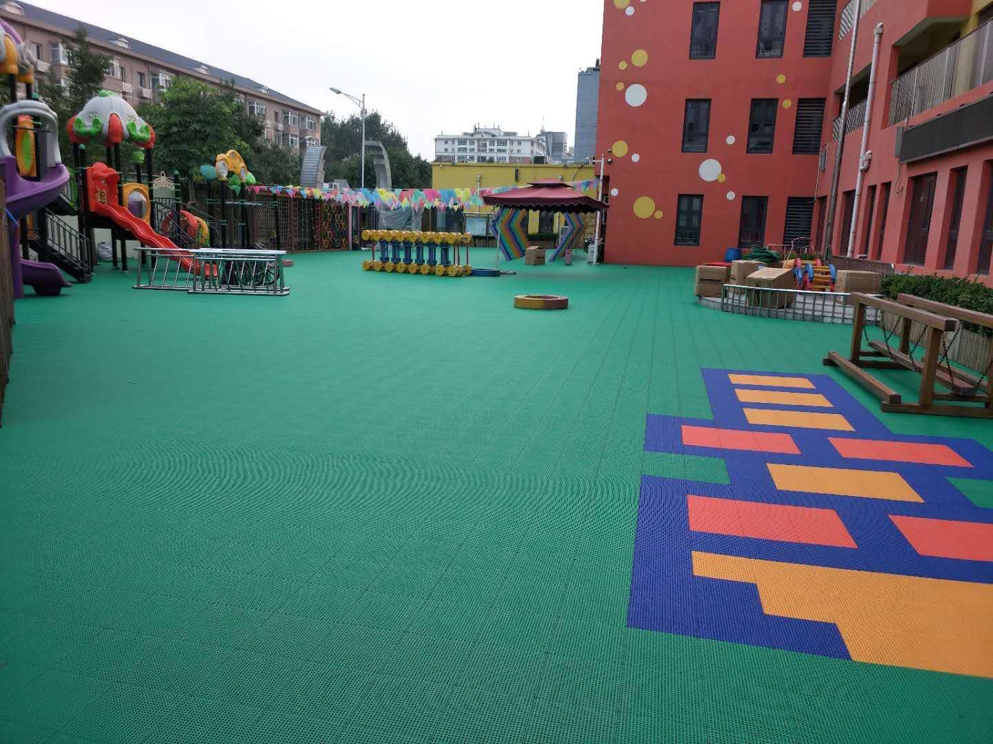 滿天星幼兒園專用地板