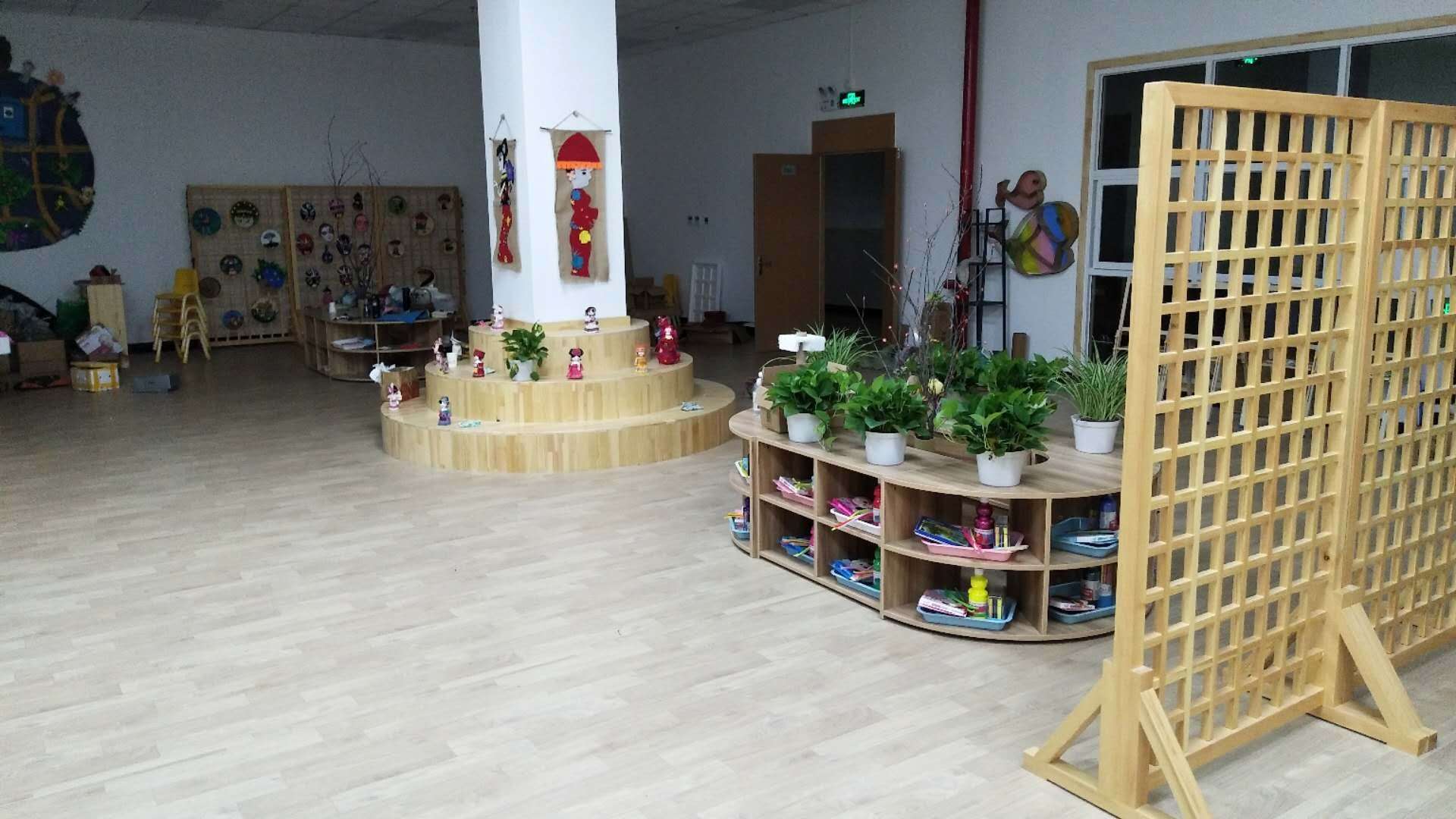 幼兒園塑膠地板