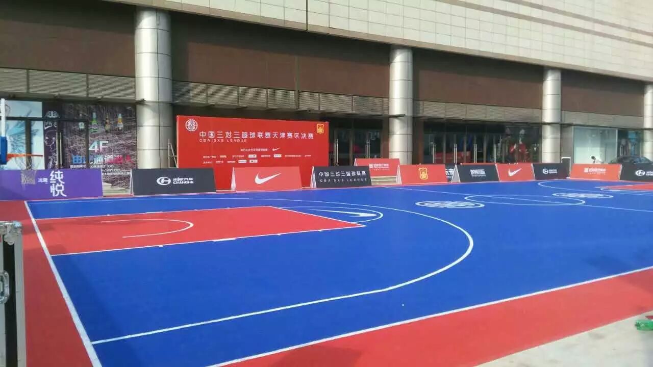 可收卷懸浮拼裝地板