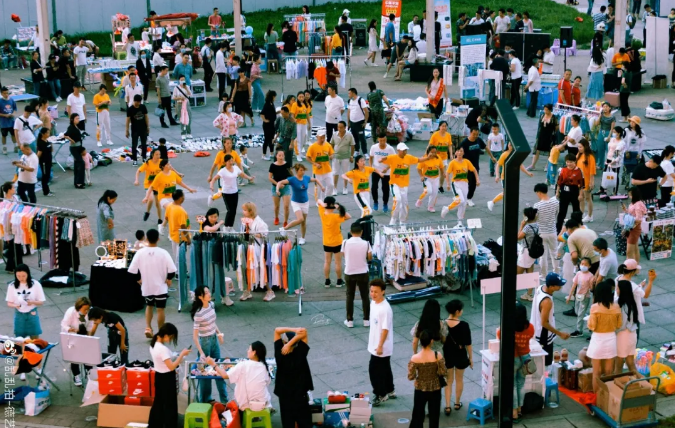 地攤經(jīng)濟1