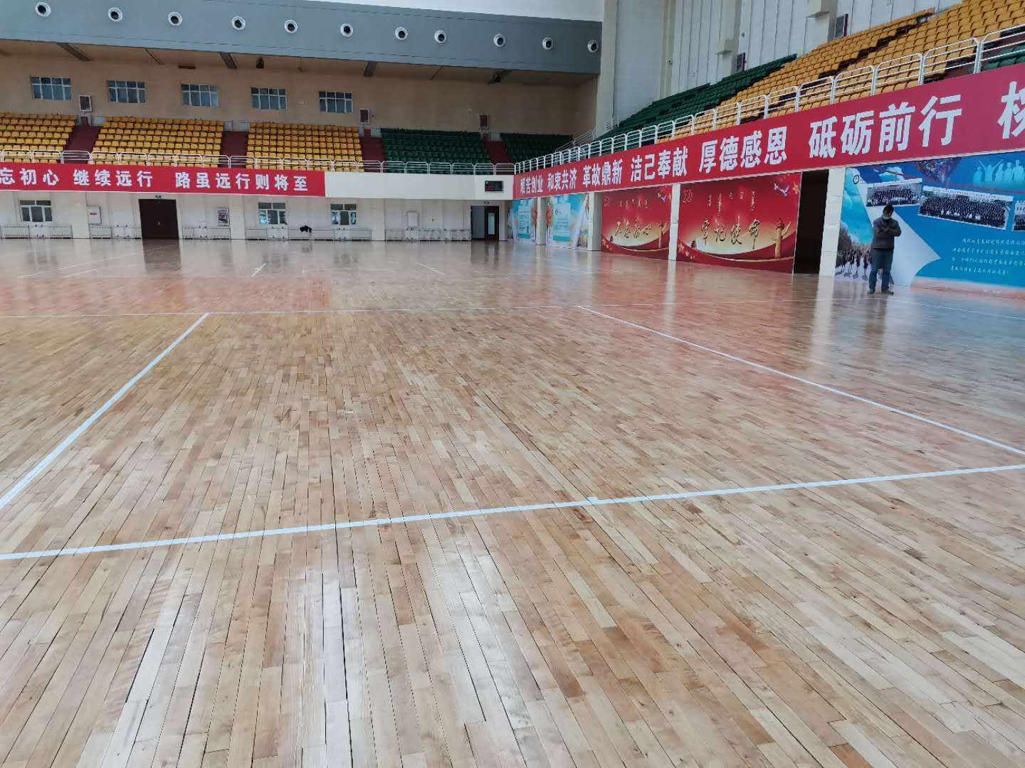 體育運(yùn)動木地板