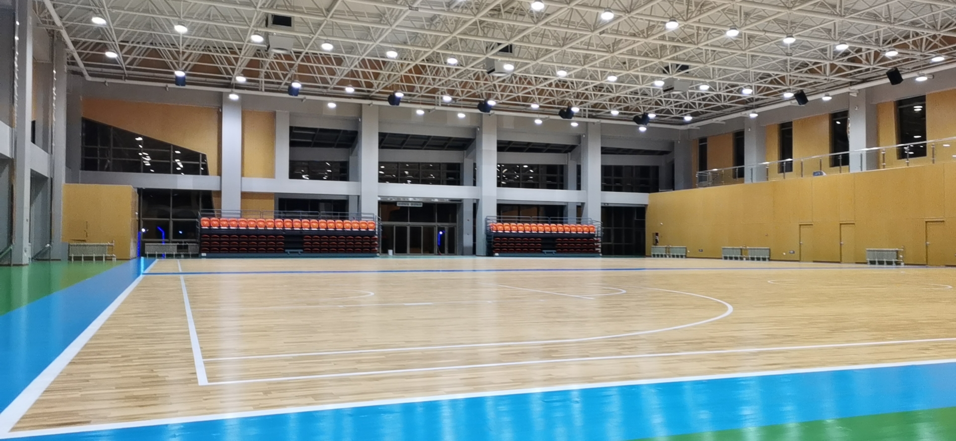 籃球場運動木地板