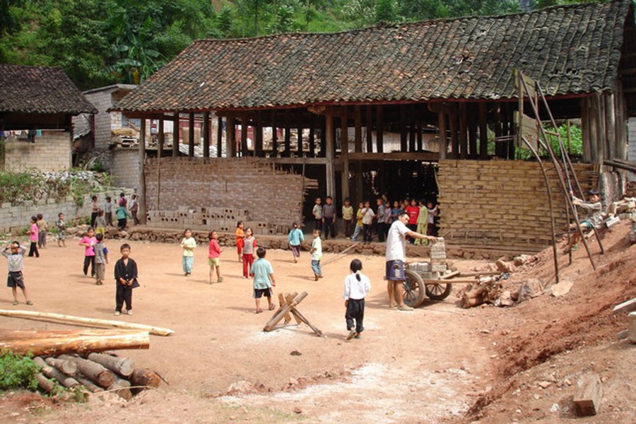 土質(zhì)籃球地面