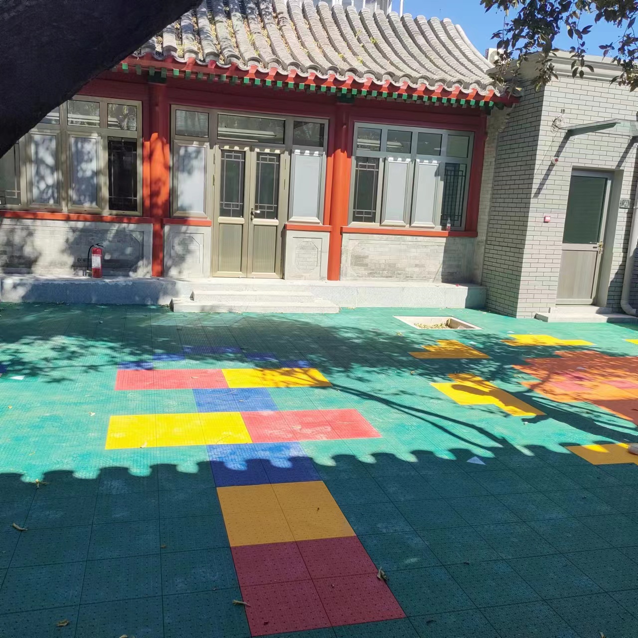 幼兒園懸浮拼裝地板