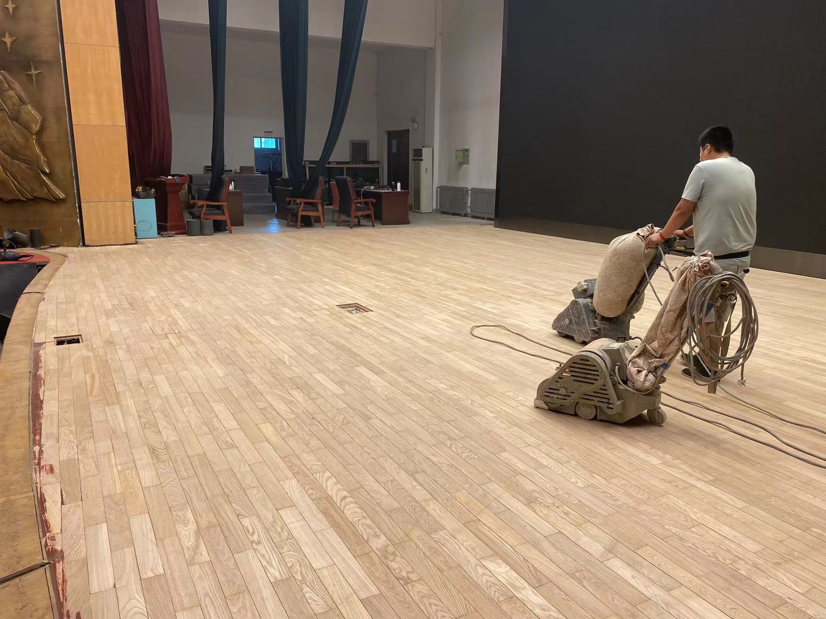 舞臺(tái)木地板